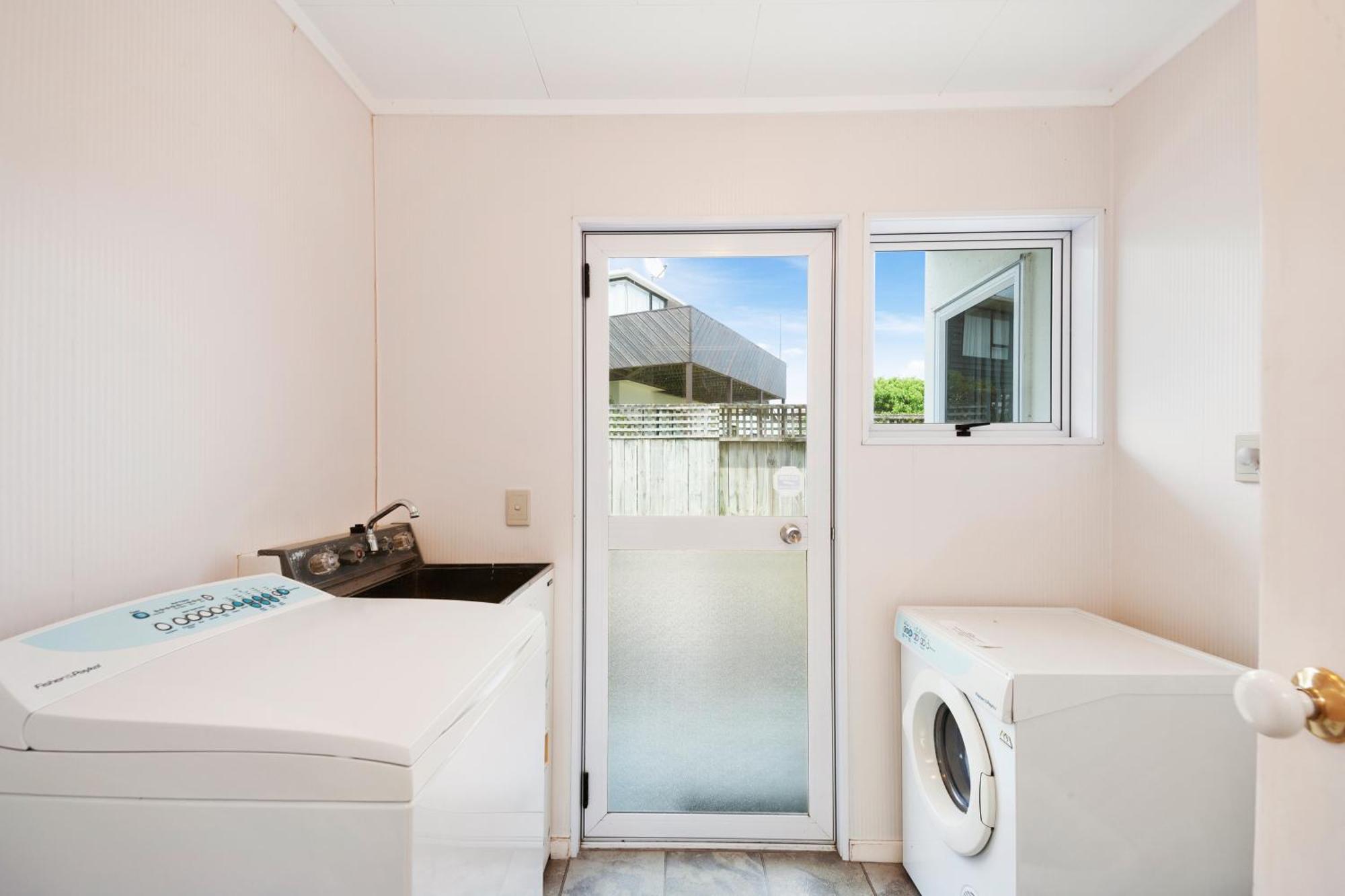 The White House - Taupo Holiday Home Exterior foto
