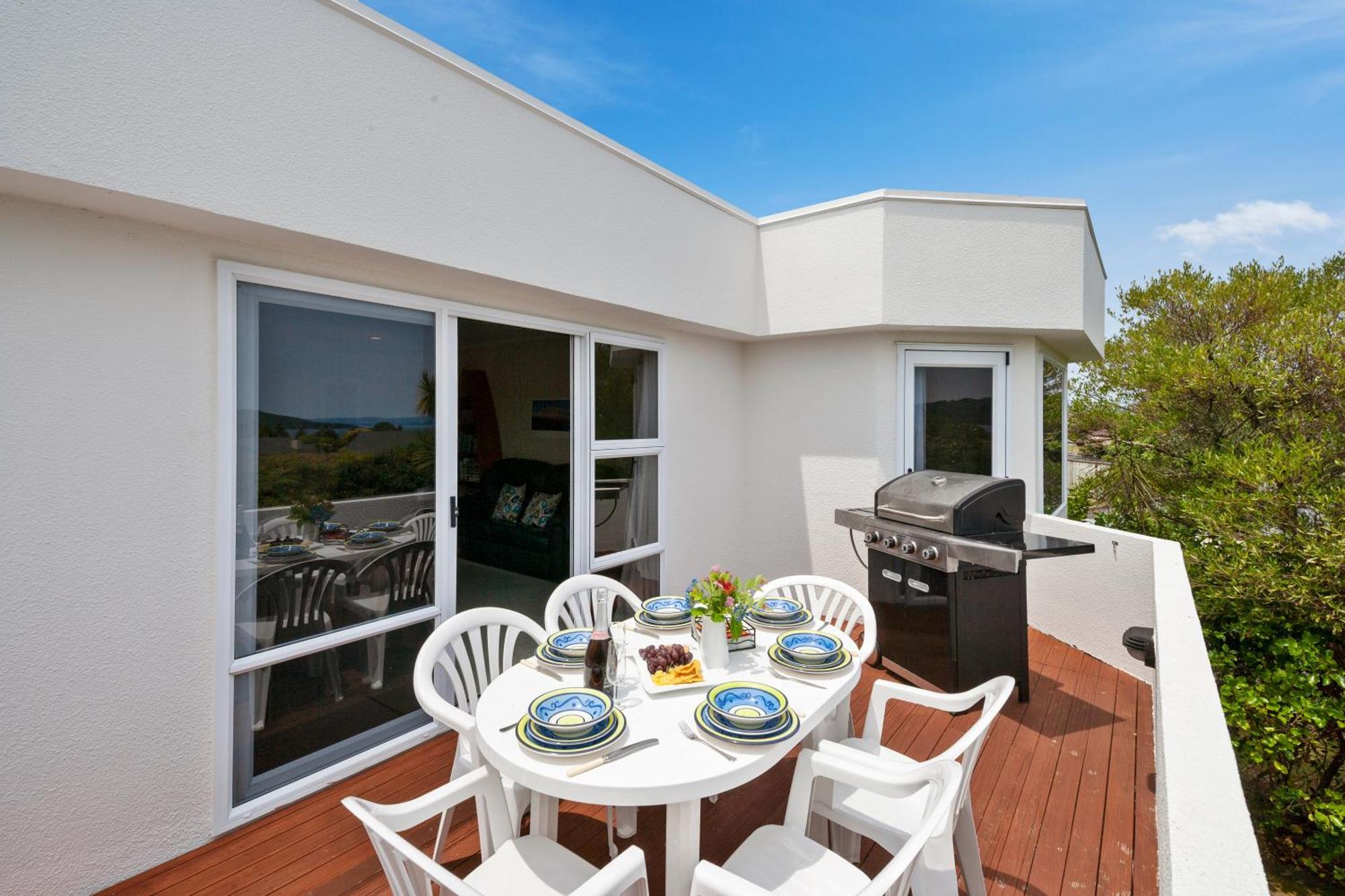 The White House - Taupo Holiday Home Exterior foto